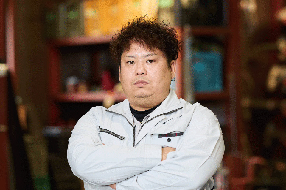 自分なりのやり方を追求していけるところに<BR>重量とびの仕事の面白さがある